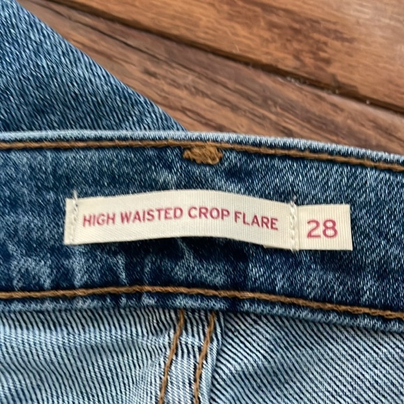 NWOT Levi’s 501 high waisted. Top flare - Picture 6 of 8